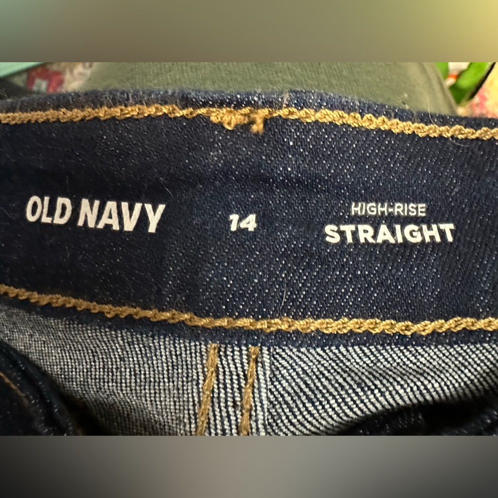 NWT dark wash Old Navy high rise, straight jeans
